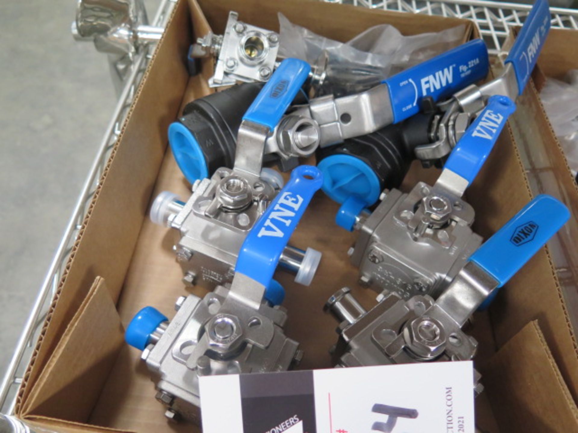 3/4" 1000WOG Stainless Steel Valves (SOLD AS-IS - NO WARRANTY) - Image 2 of 5