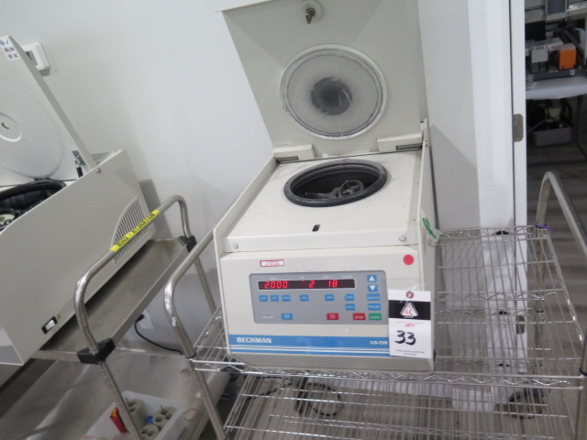 Beckman GS-15R Refrigerated Centrifuge s/n GGB96K01 (SOLD AS-IS - NO WARRANTY) - Image 2 of 9