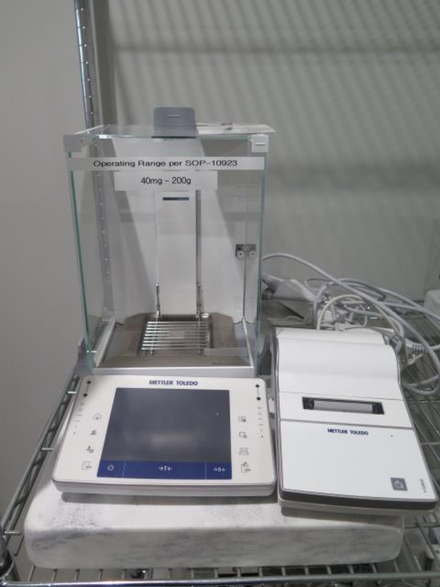 Mettler Toledo XPE205 DeltaRange Analytical Balance Scale 0.01mg-220g w/ Static Detect, SOLD AS IS