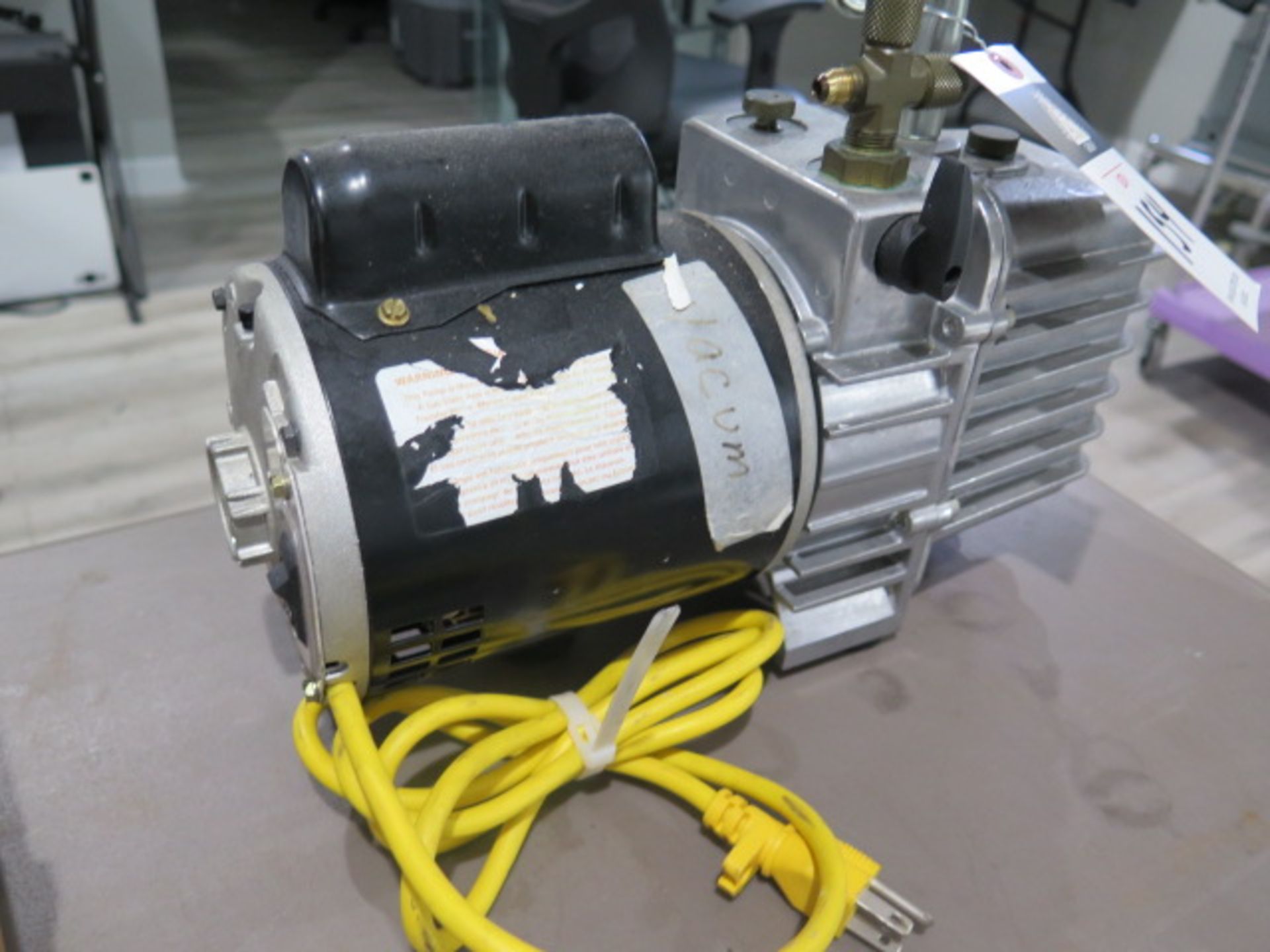 JB mdl. DV-200N 7cfm Vacuum Pump (SOLD AS-IS - NO WARRANTY) - Bild 2 aus 5