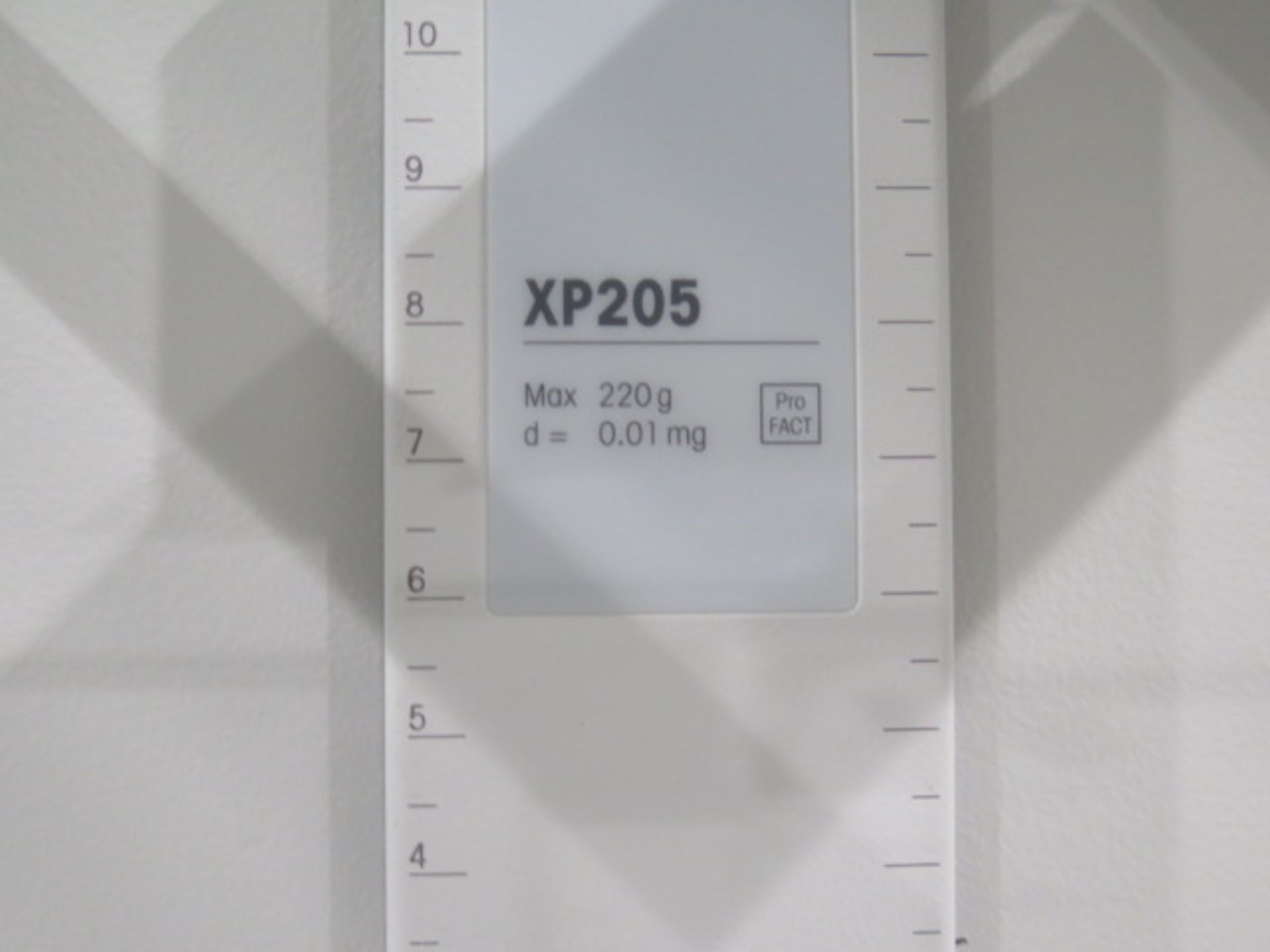 Mettler Toledo XP205 DeltaRange Analytical Balance Scale 0.01mg-220g w/ Static Detect, SOLD AS IS - Image 9 of 9