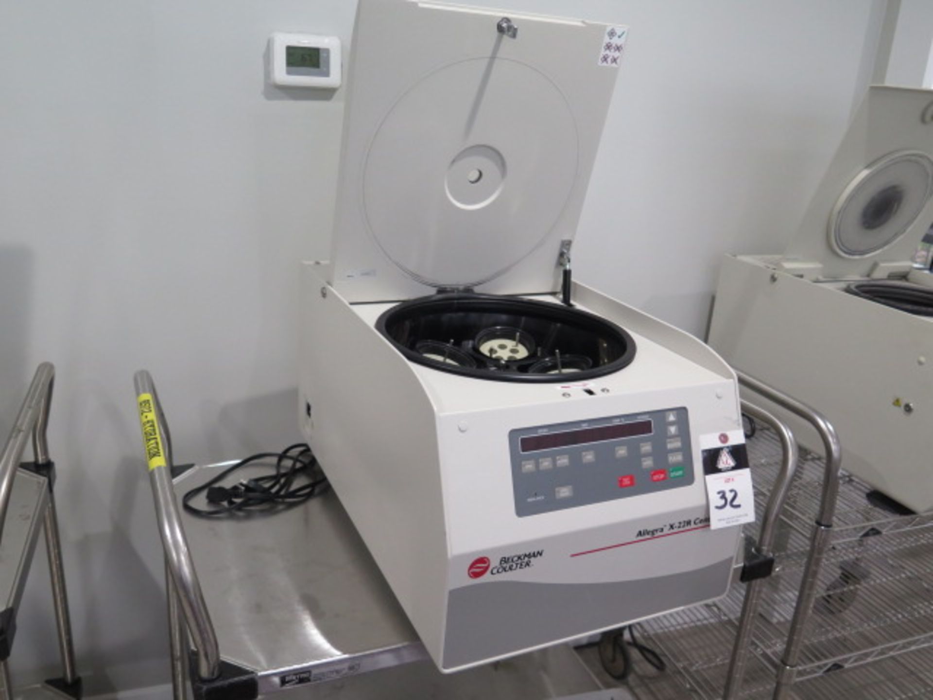 Beckman Coulter Allegra X-22R Centrifuge s/n ALB11B013 (SOLD AS-IS - NO WARRANTY) (SOLD AS-IS - NO