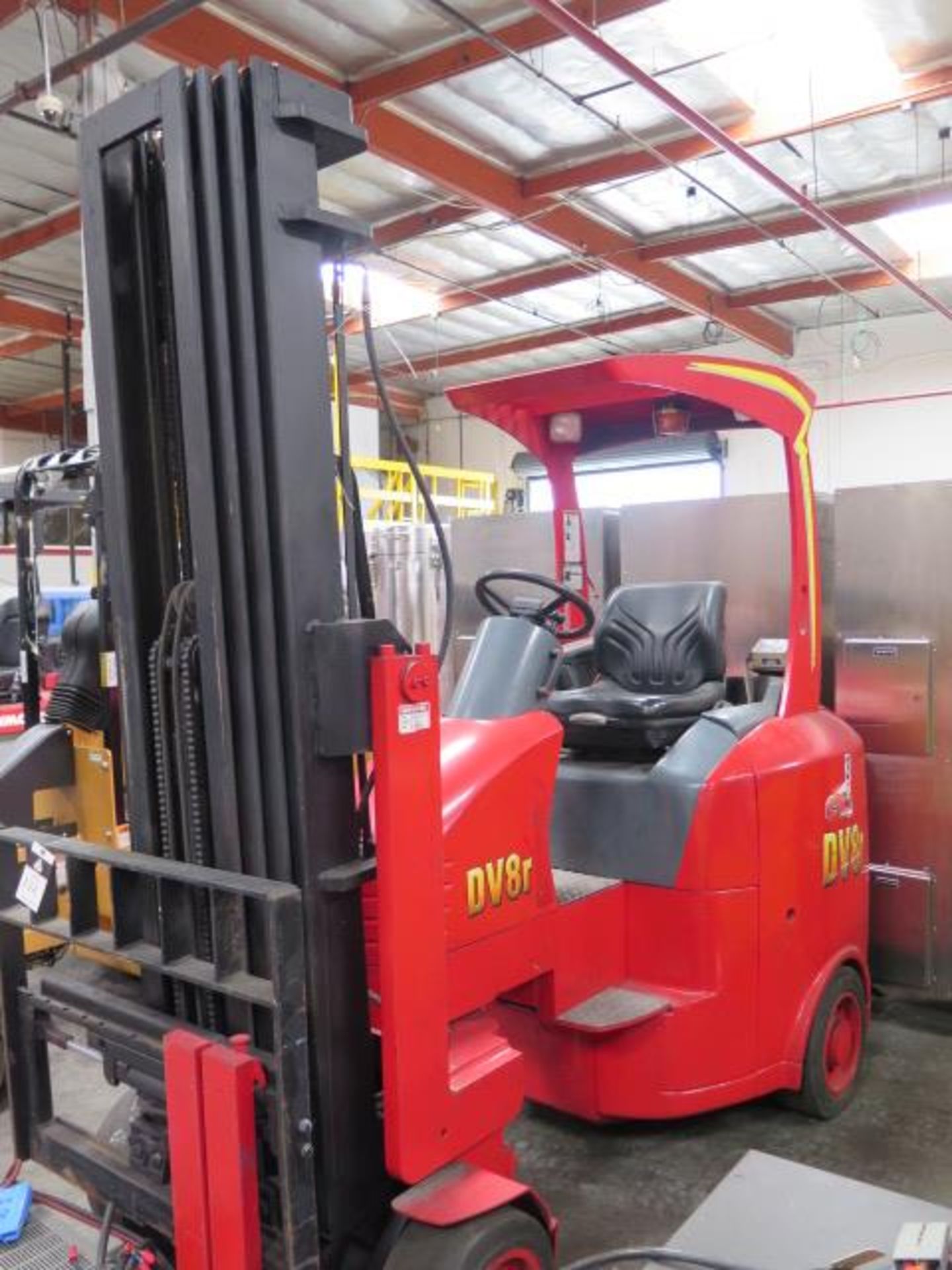 Tailift USADV8SR 2265 Lb Cap Articulating Elect Forklift s/n 600217 w/4-Stage, 258" Lift, SOLD AS IS - Image 2 of 18