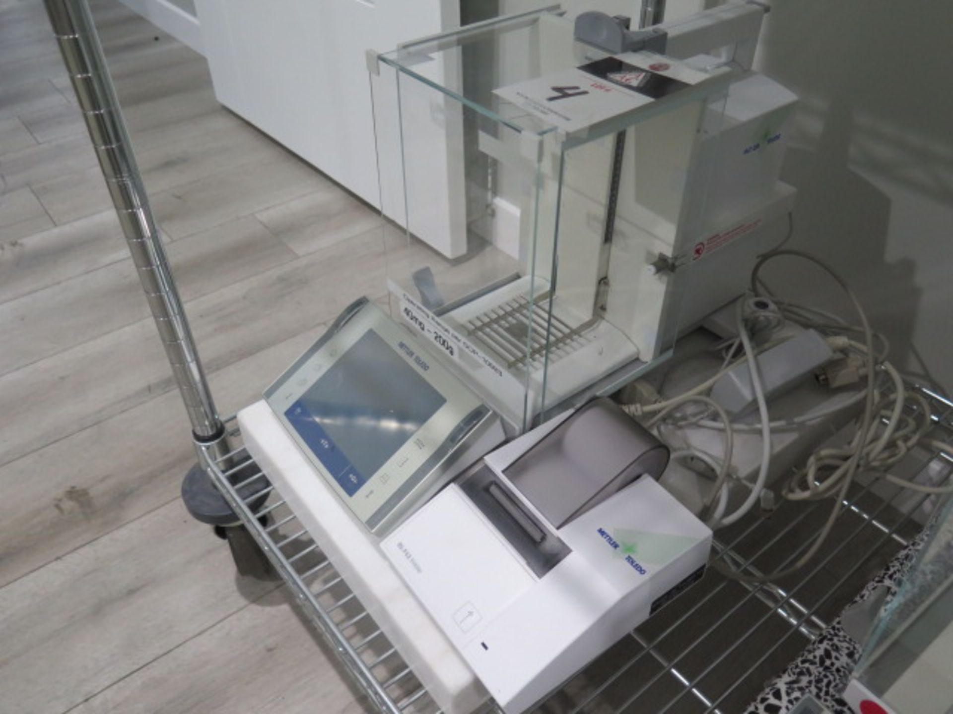 Mettler Toledo XP205 DeltaRange Analytical Balance Scale 0.01mg-220g w/ Static Detect, SOLD AS IS - Image 3 of 9