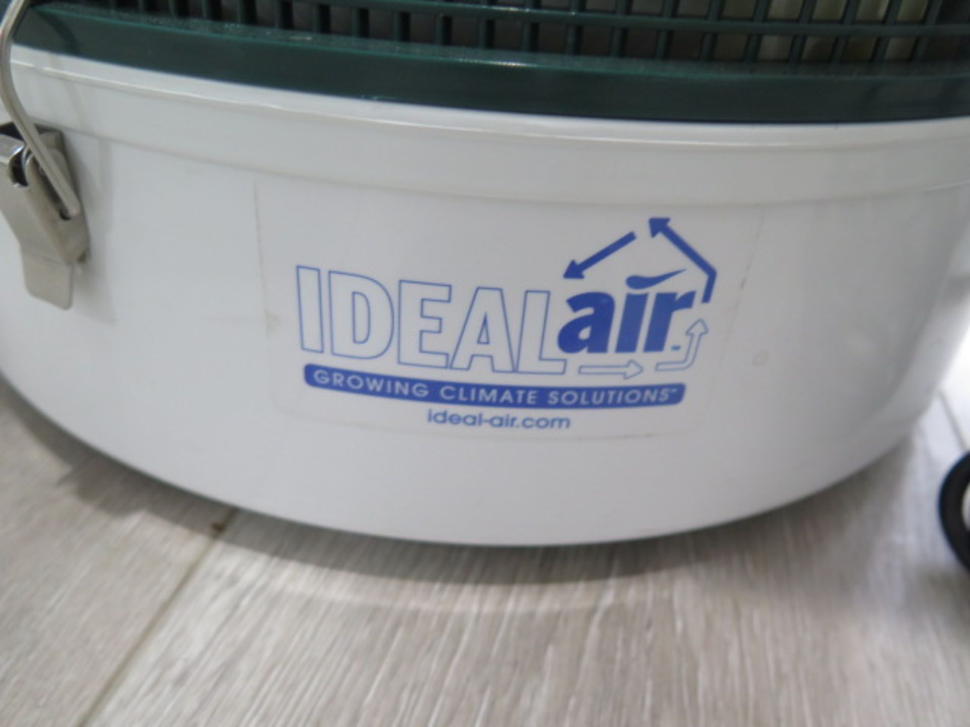 Ideal Air Commercial Grade Humidifier (SOLD AS-IS - NO WARRANTY) - Image 4 of 4