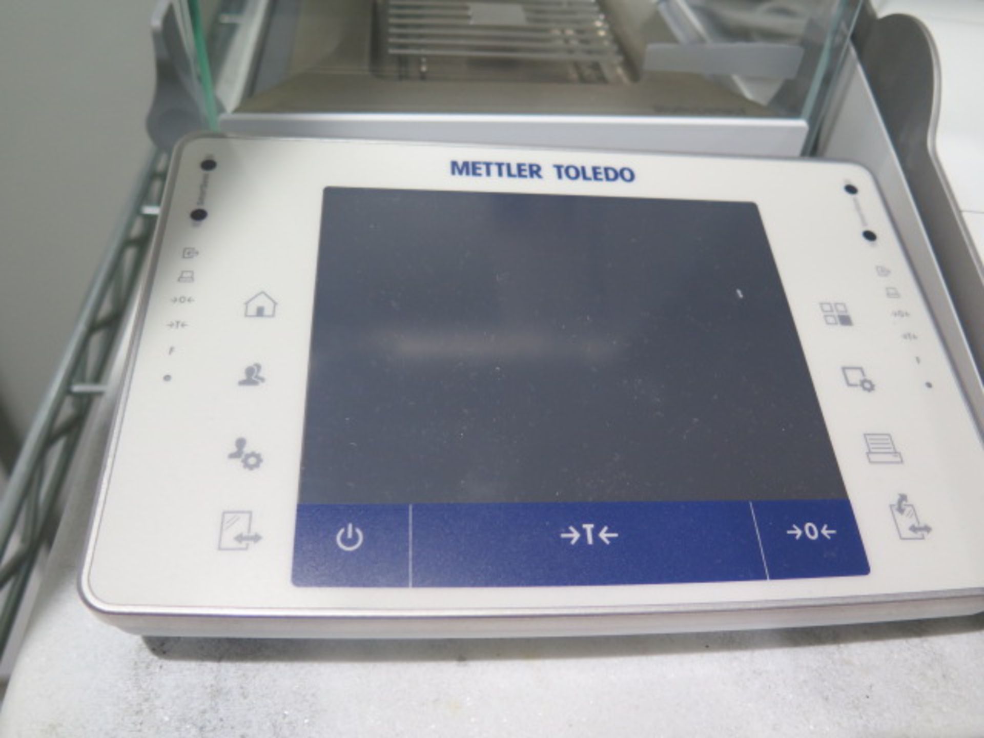 Mettler Toledo XPE205 DeltaRange Analytical Balance Scale 0.01mg-220g w/ Static Detect, SOLD AS IS - Image 7 of 8