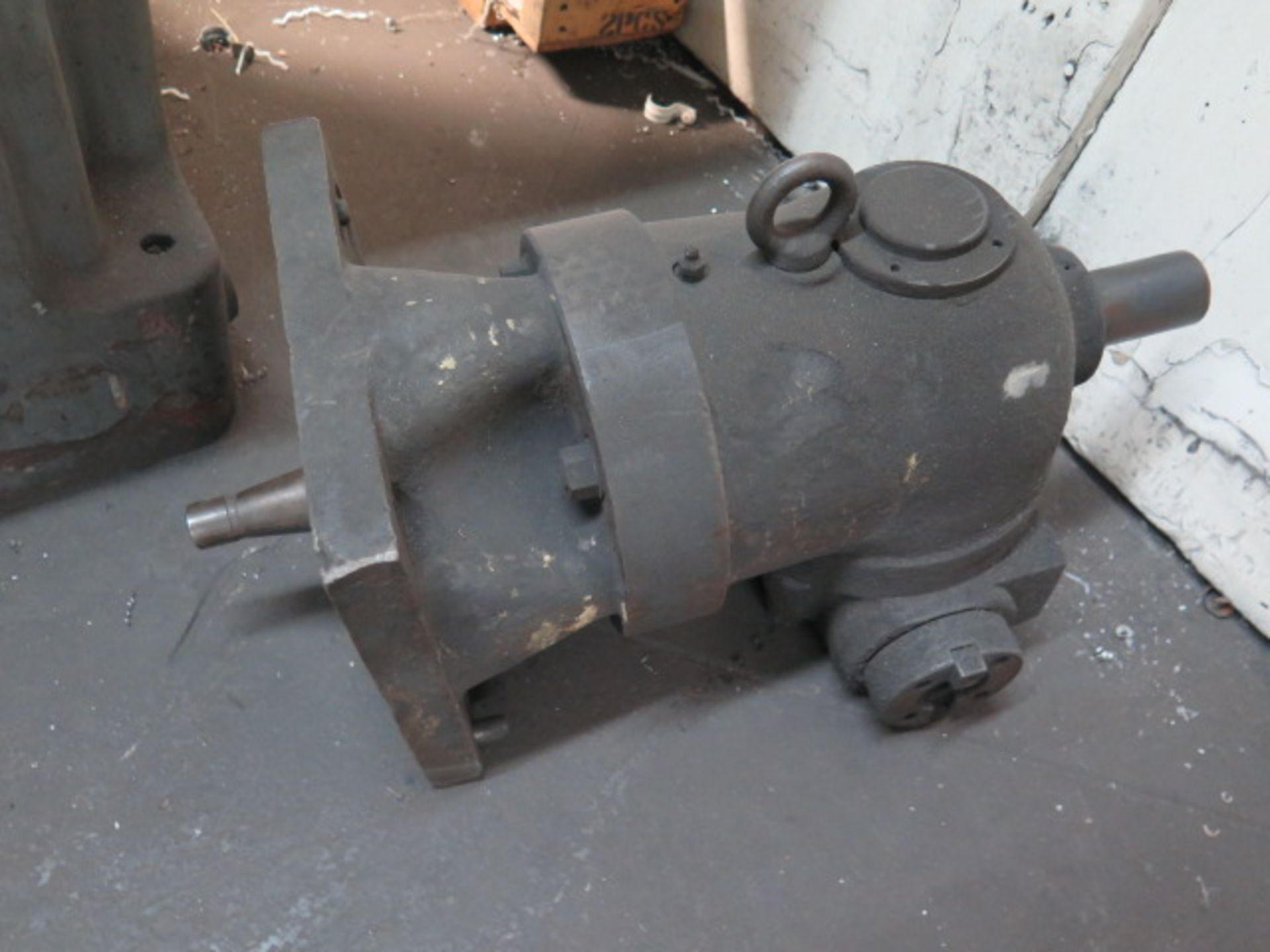 Kearney & Trecker Milwaukee 3HP-No2 mdl. CE Universal Horizontal Mill w/ 25-1300 RPM, SOLD AS IS - Image 12 of 15