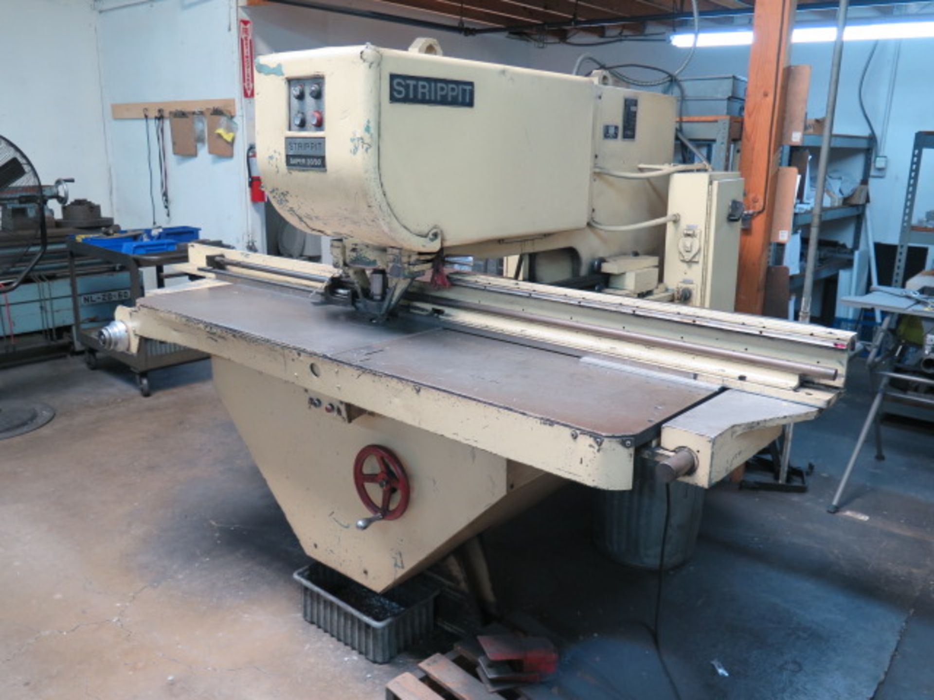 Strippit Super 30/30 Sheet Metal Fabrication Punch Press s/n 1137101270 w/ Fence SOLD AS IS - Image 2 of 19