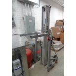 GENIE SUPERLIFT MDL. SLC-18 CONTRACTOR PORTABLE LIFT