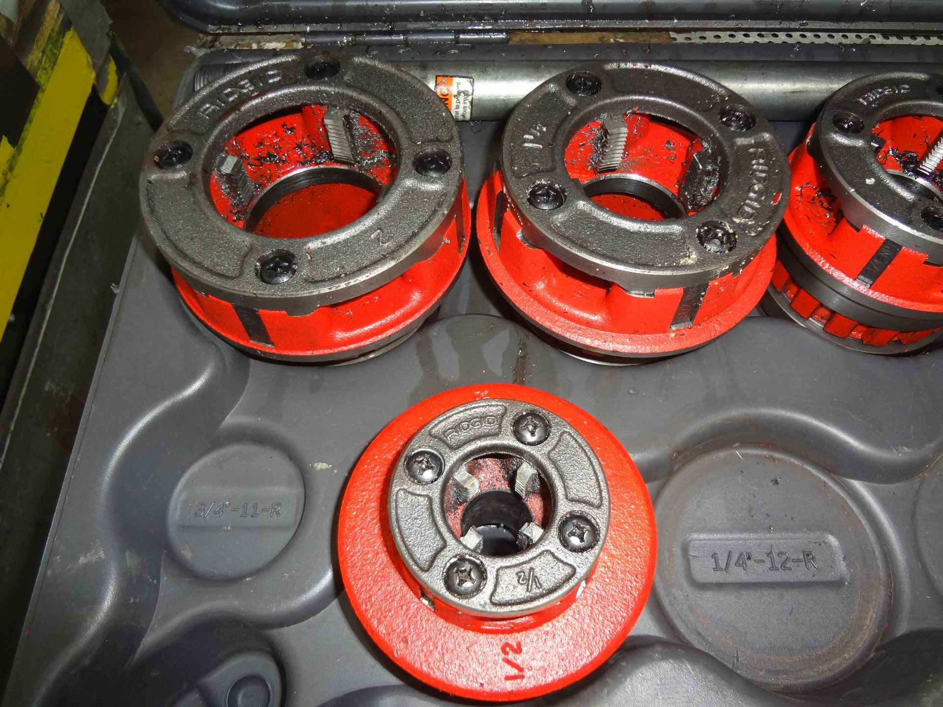 ASSORTED RIDGID PIPE THREADING DIES, UP TO 2" - Image 2 of 3