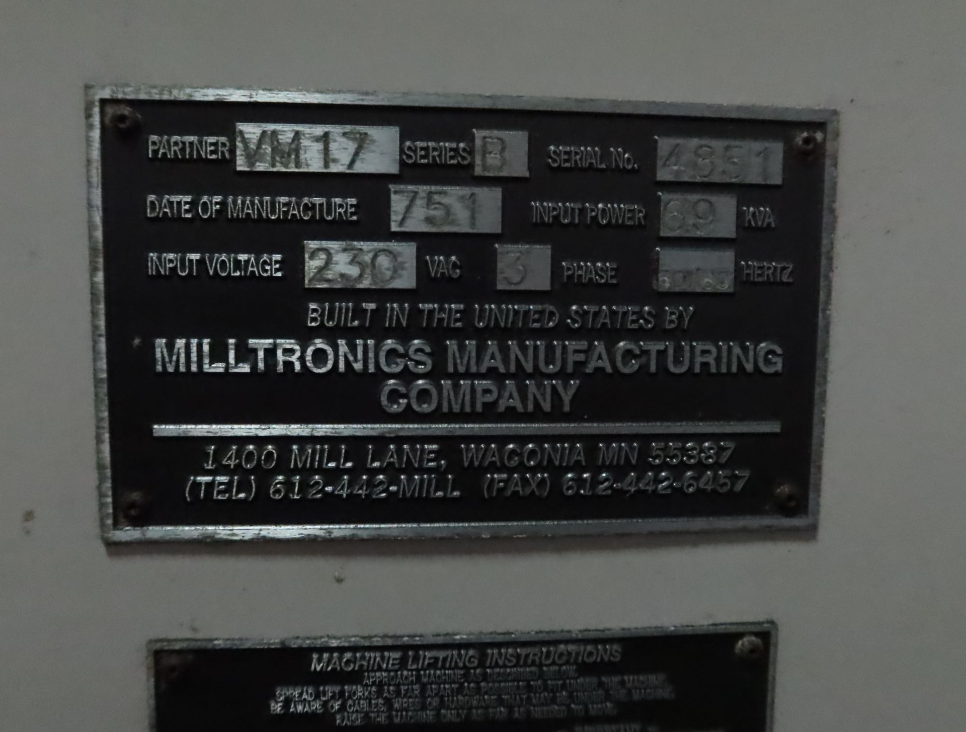 MILTRONICS VM17 CNC MACHINING CENTER, C-6 CONTROL, SN. 4851, (FULLY FUNCTIONAL MACHINE), 208/240V - Image 6 of 6