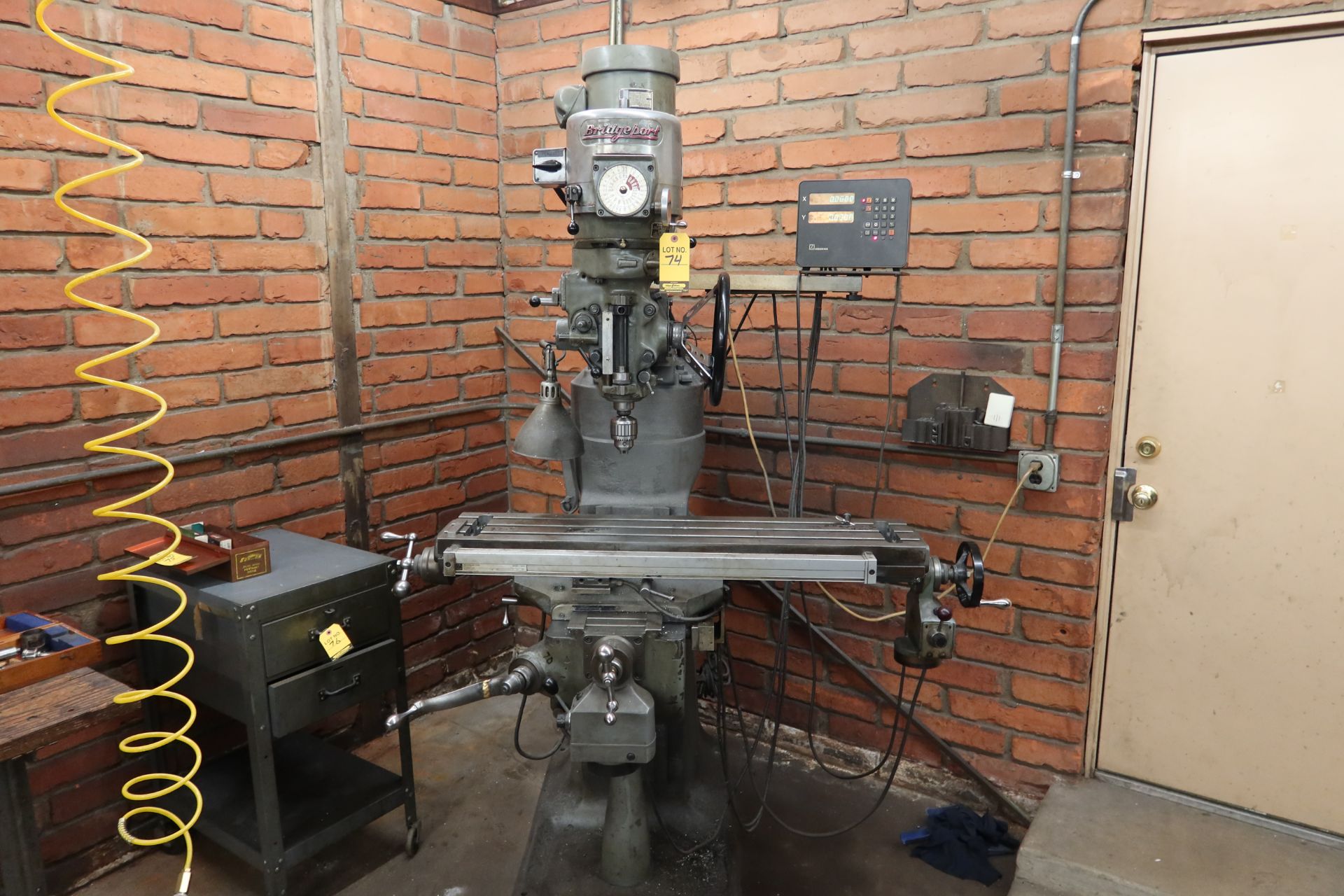 BRIDGEPORT VARIABLE SPEED VERTICAL MILL SN. 125980, 9"X32" TABLE, 2-AXIS DRO, POWER TABLE & POWER