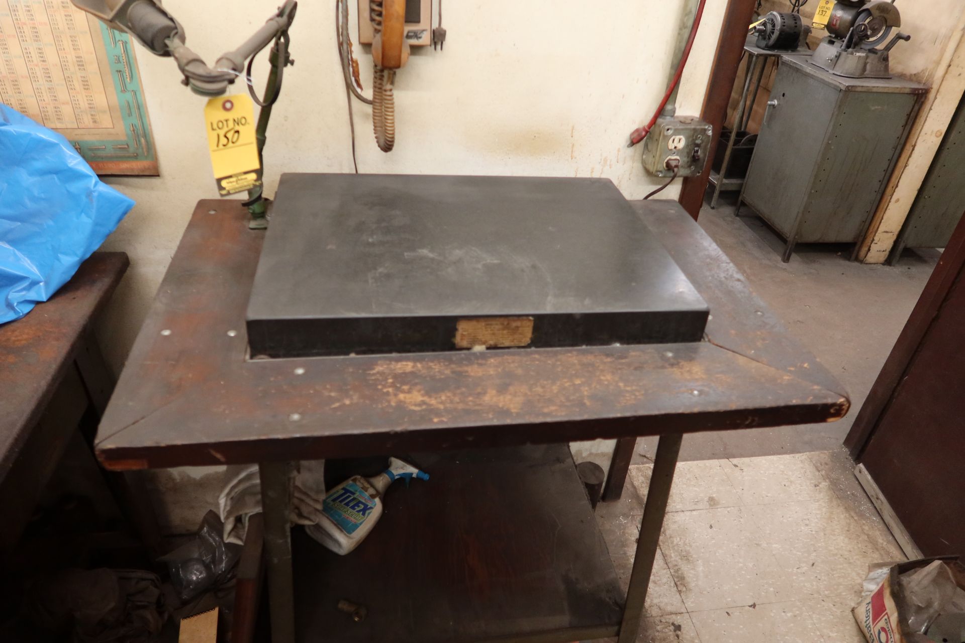 18"X24"X2" GRANITE SURFACE PLATE W/ BASE