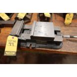 ANGLE TIGHT 6" MILL VISE