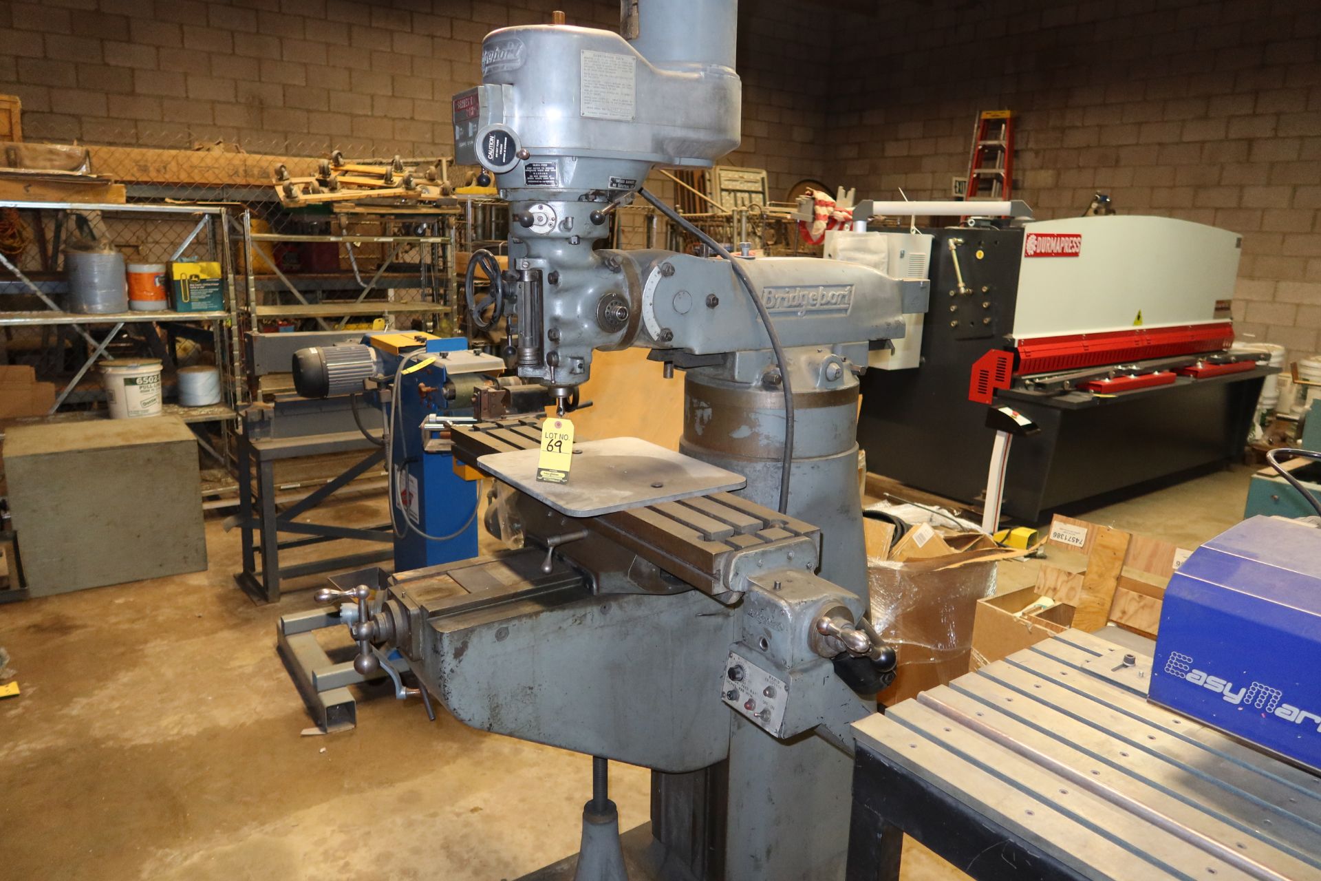BRIDGEPORT VERTICAL MILL 42" TABLE W/ POWERFEED SN. 123271 - Image 3 of 4