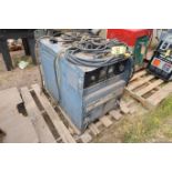 LINCOLN IDEAL ARC R35 DC ARC WELDER W/ LEAD GROUND