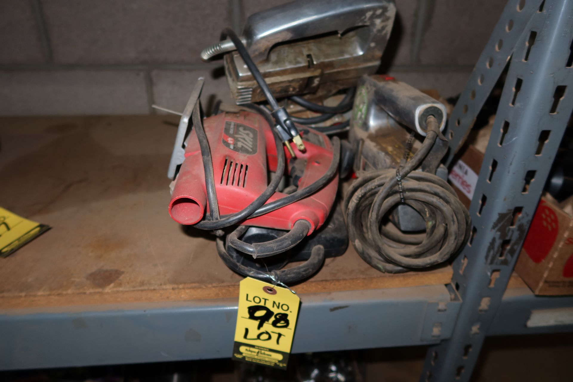 LOT ELECTRIC JIG SAWS