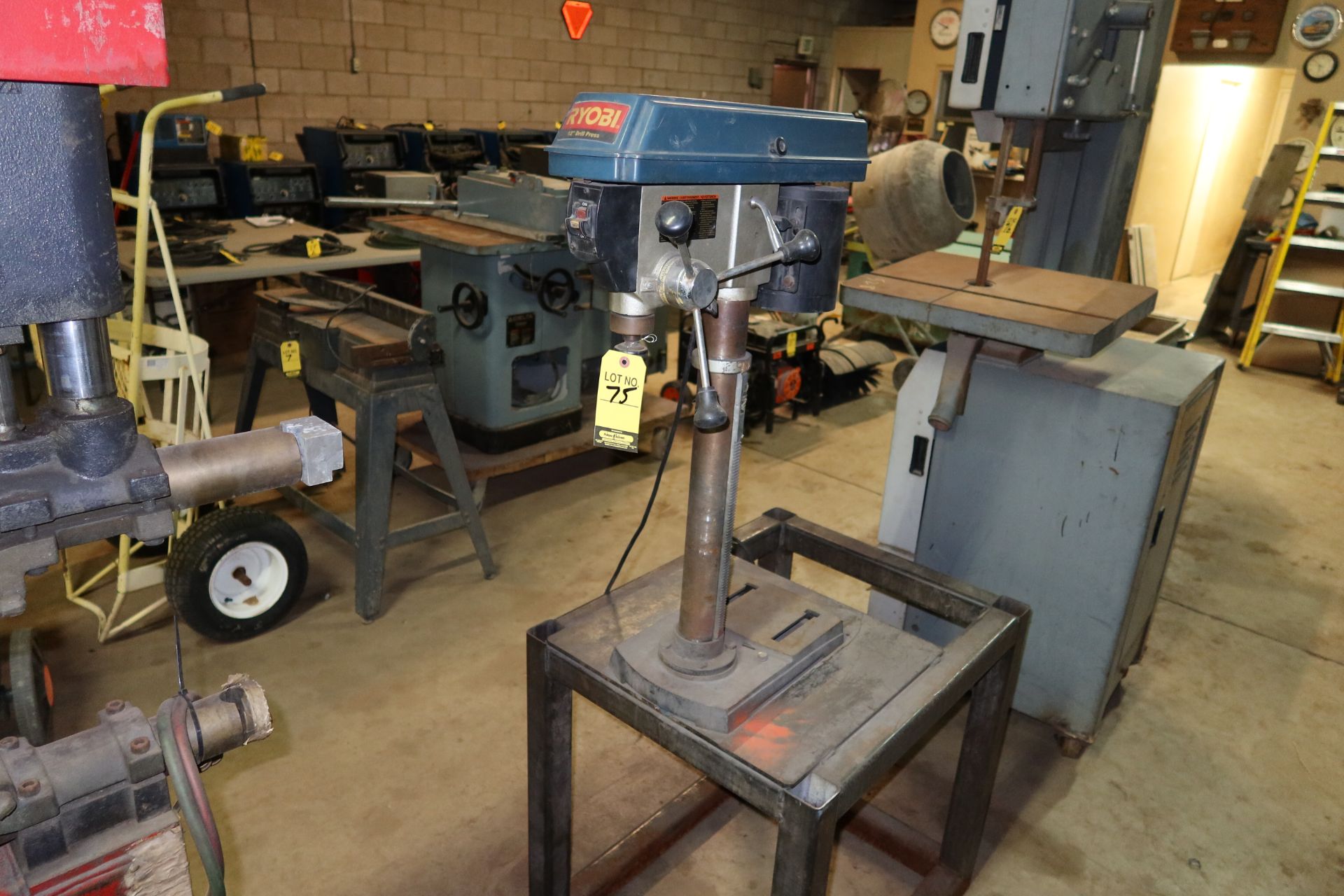 RYOBI BENCH DRILL PRESS W/ STAND