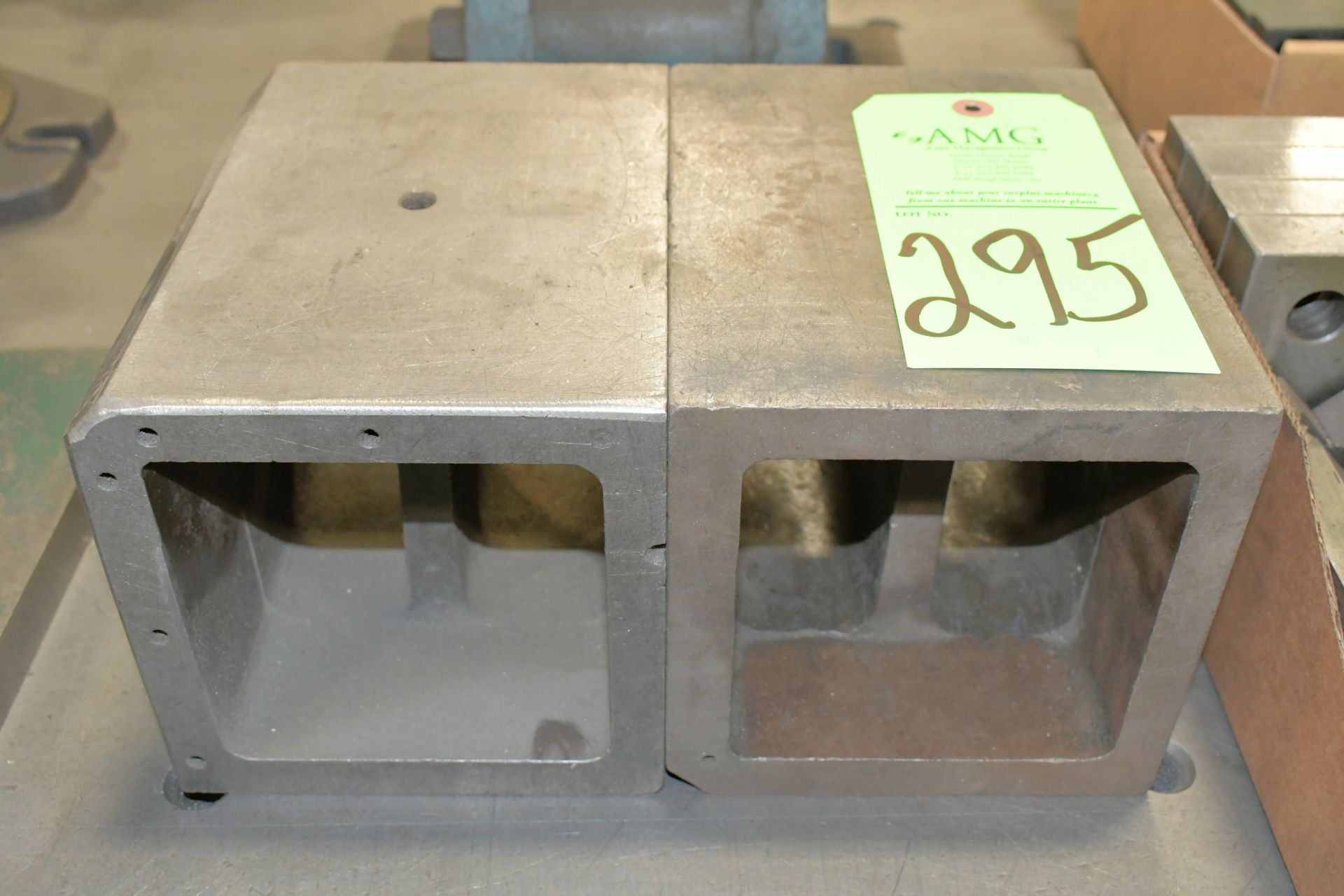 Pair 8" x 6" x 6" Cube Risers