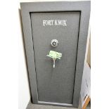 Fort Knox Single Door Combination Safe with Combination