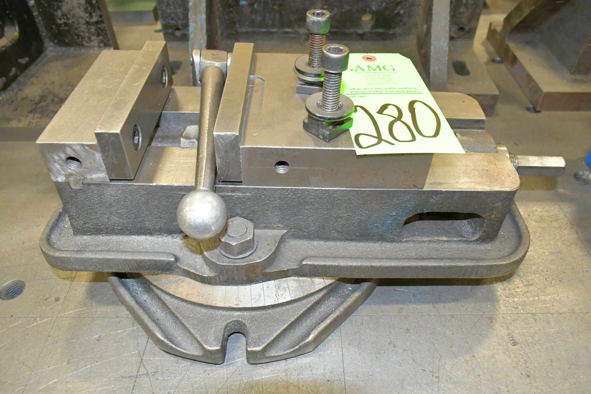 6" Machine Vise with Rotary Base with Handle