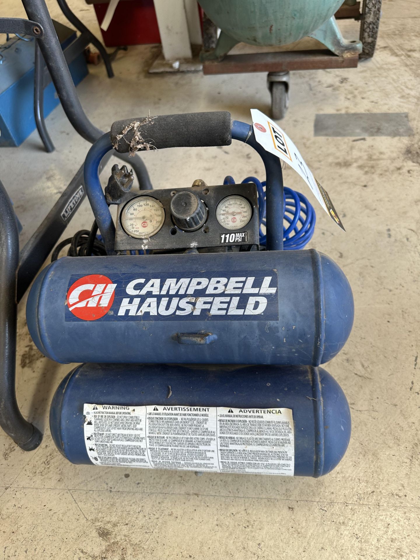 Campbell Hausfeld small air compressor - Image 2 of 2