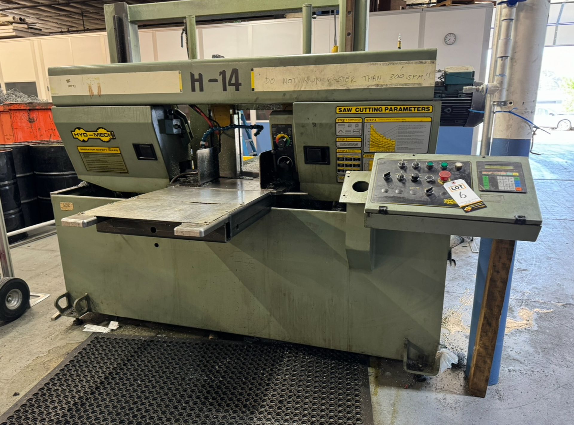 HYD-MECH Mdl. H-14 Automatic Horizontal Band Saw SN: 50500231