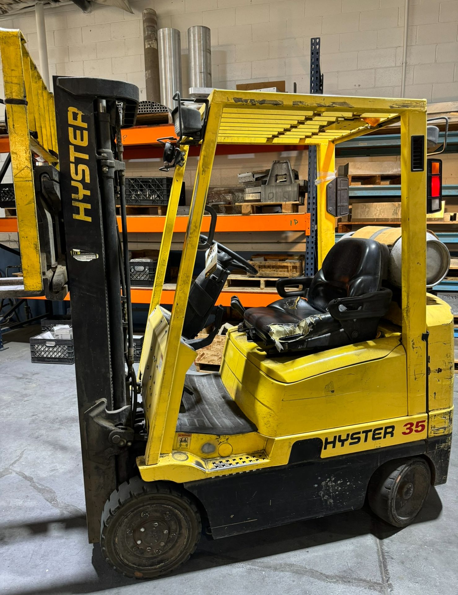 Hyster model S35 XM propane forklift 2300 LB capacity three stage