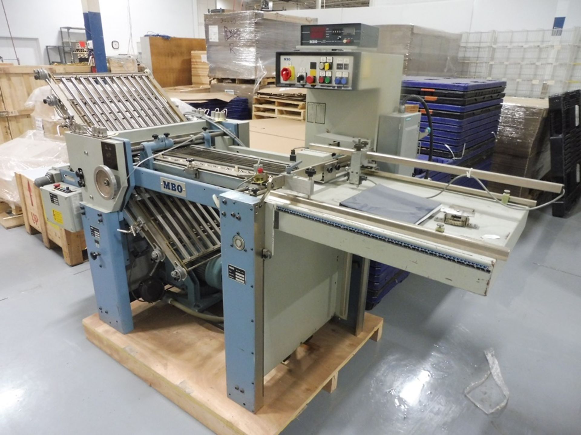 1990 MBO "T49-P" Pile Feed Paper Folder, S/N: EO6747, 4 Page Capacity, (North York Facility)