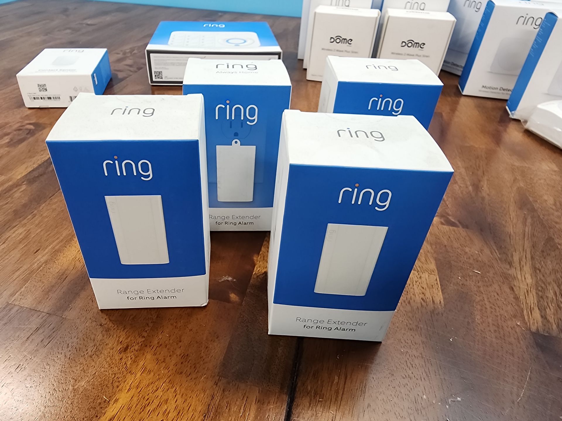 Lot of Ring Devices Including: (6) Motion Detectors, (12) Wireless Motion Detectors (2nd - Image 21 of 28