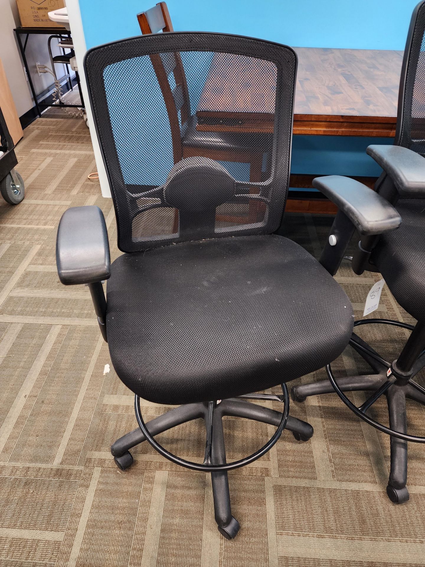 Lot of (4) Task Chairs: (3) Rolling & (1) Stationary - Image 2 of 5