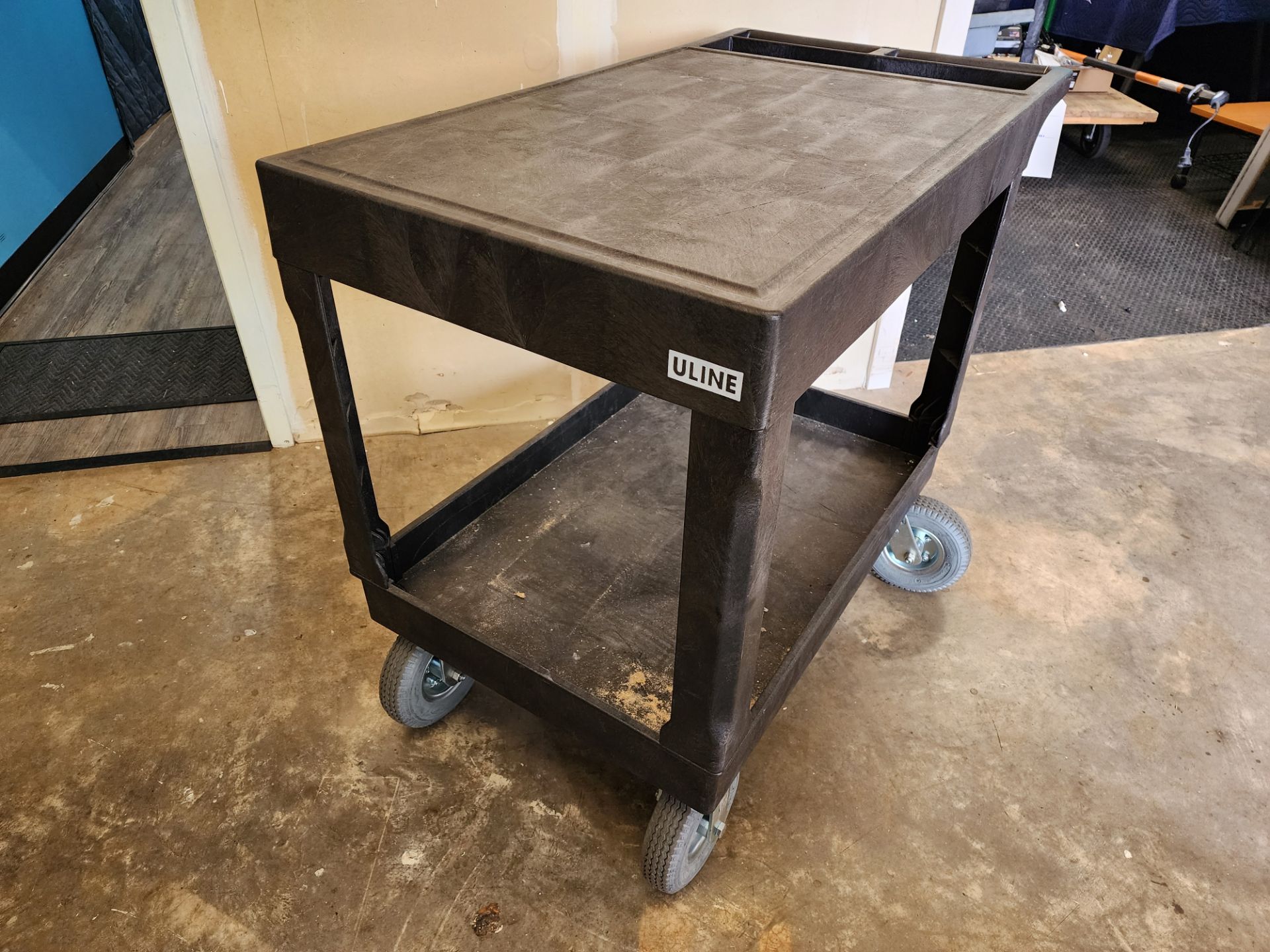 Black Uline Utility Cart, 2-Tier, 25"x36" - Bild 3 aus 3