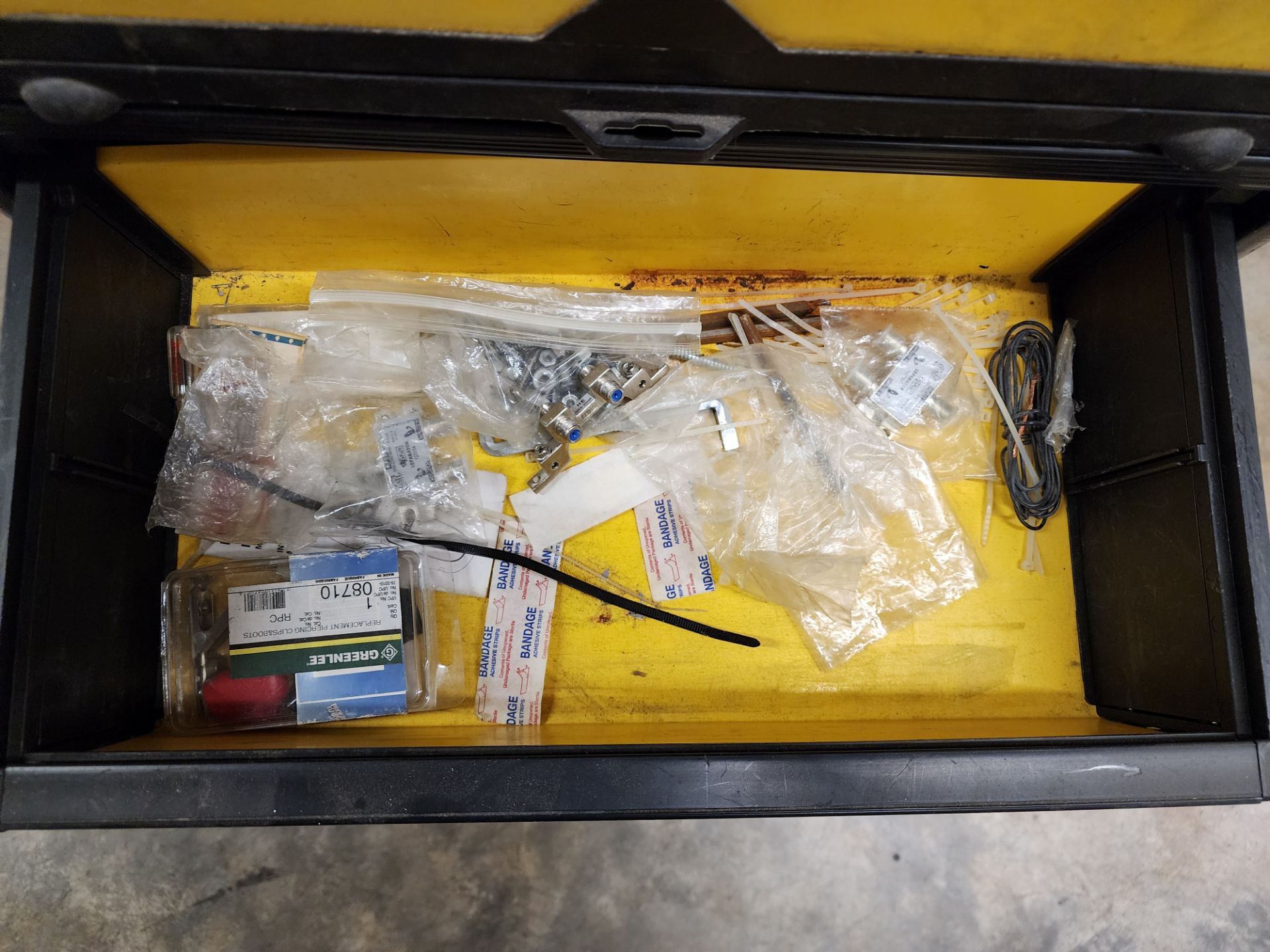 Stanley Tool Box w/Contents - Image 6 of 7