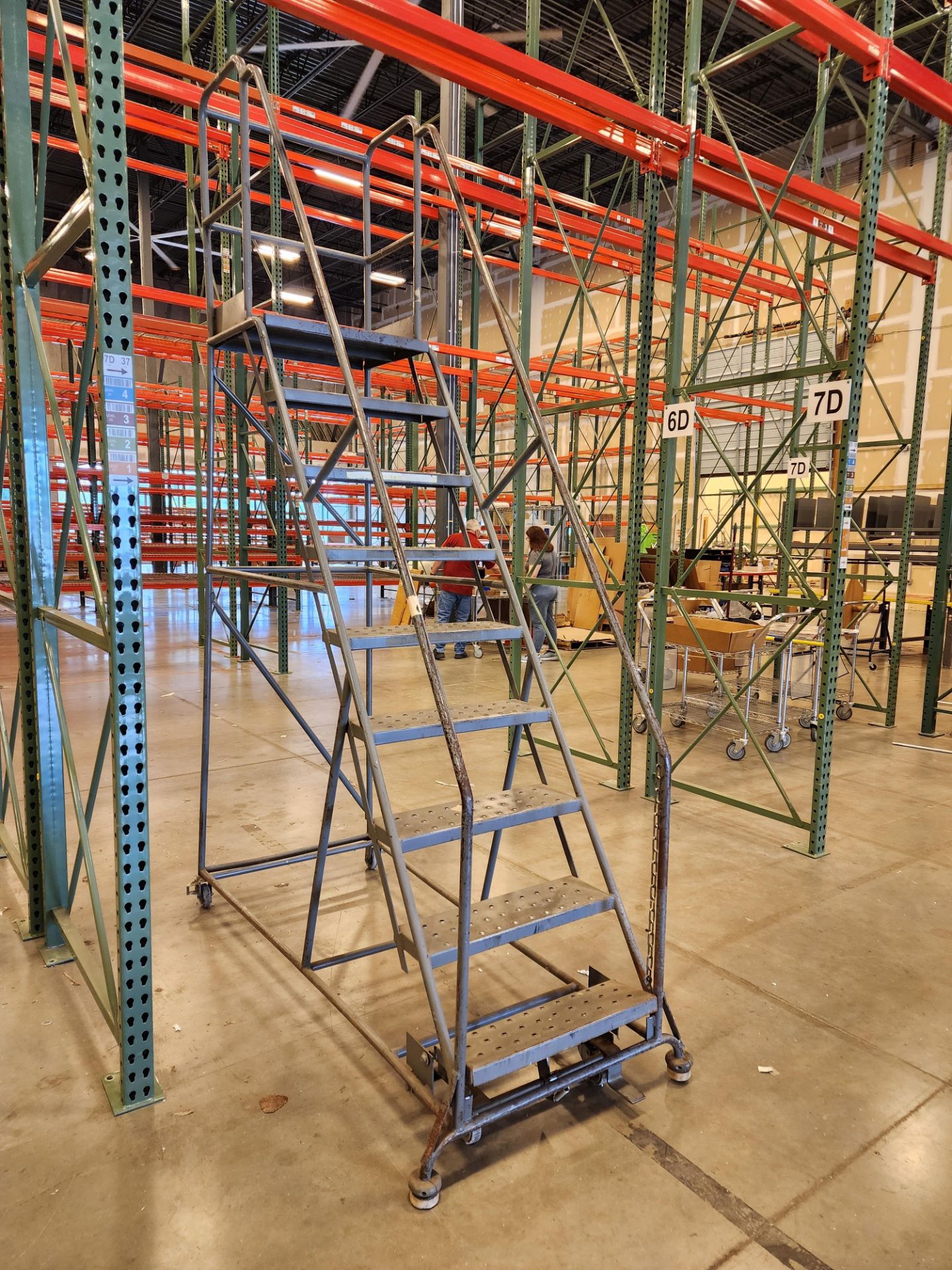 9-Step Warehouse Ladder - Image 2 of 2