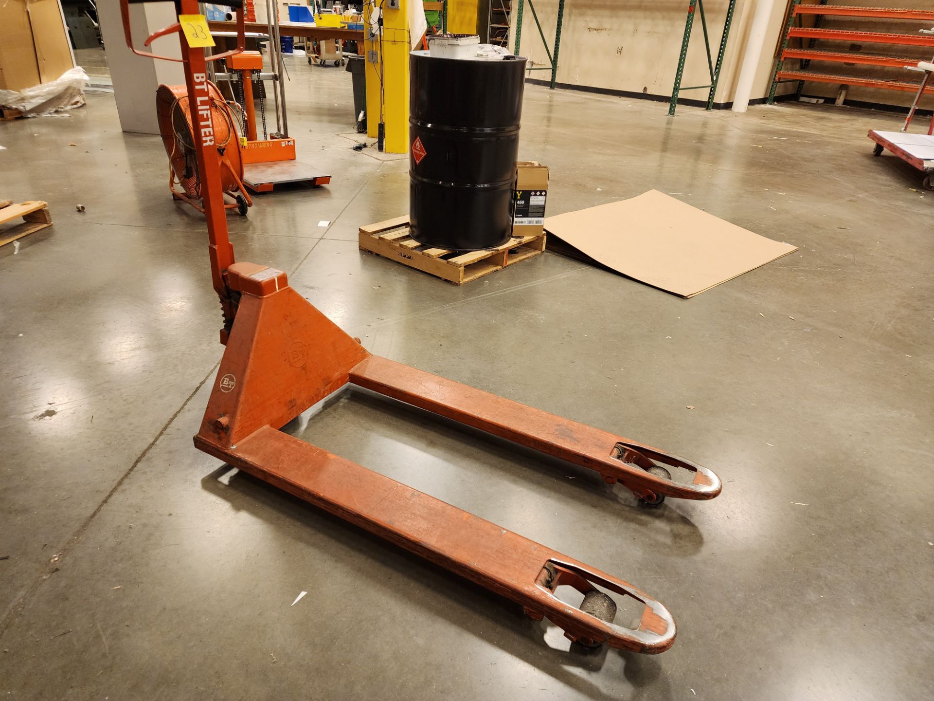 BT Pallet Jack, 5,000 Lb Capacity