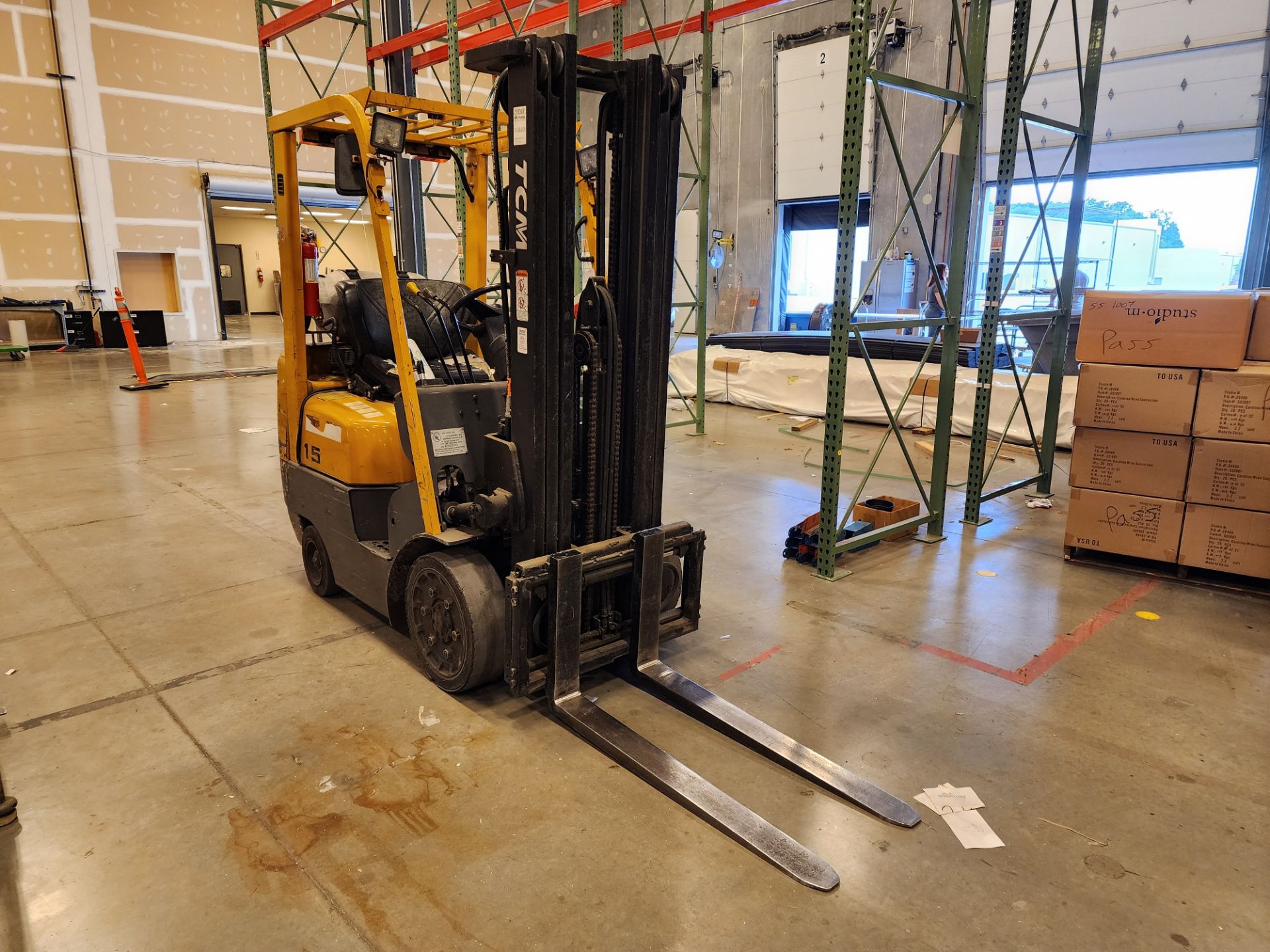 TCM Model FCG15-3L Forklift, LP Fueled, 3,000 Lb. Capacity (REMOVAL DELAYED UNTIL 6/14) - Bild 2 aus 9