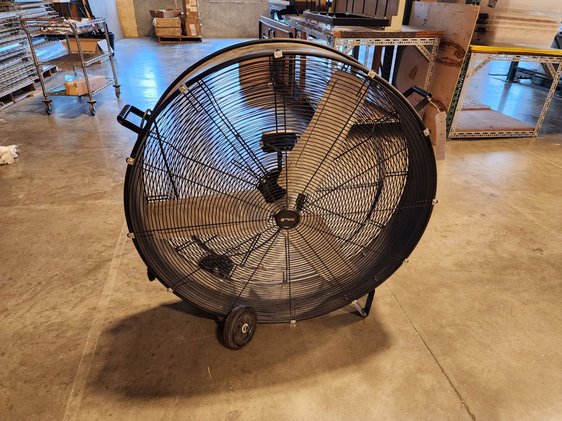 UtiliTech Pro Shop Fan (Wheel Bent)