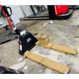 NEW ELECTRIC (HYBRID) PALLET JACK