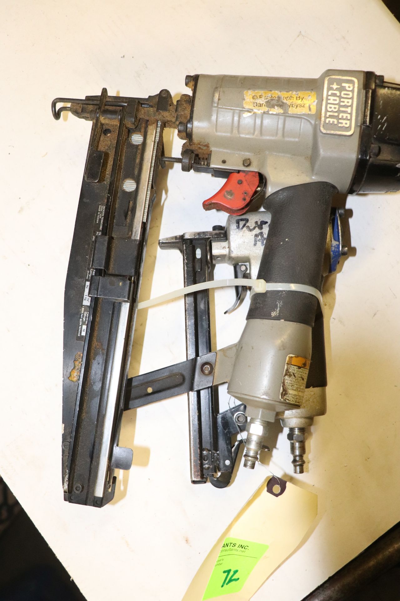 Porter Cable 1½-2½ pneumatic nailer and a Spotnails pneumatic nailer - Image 4 of 4