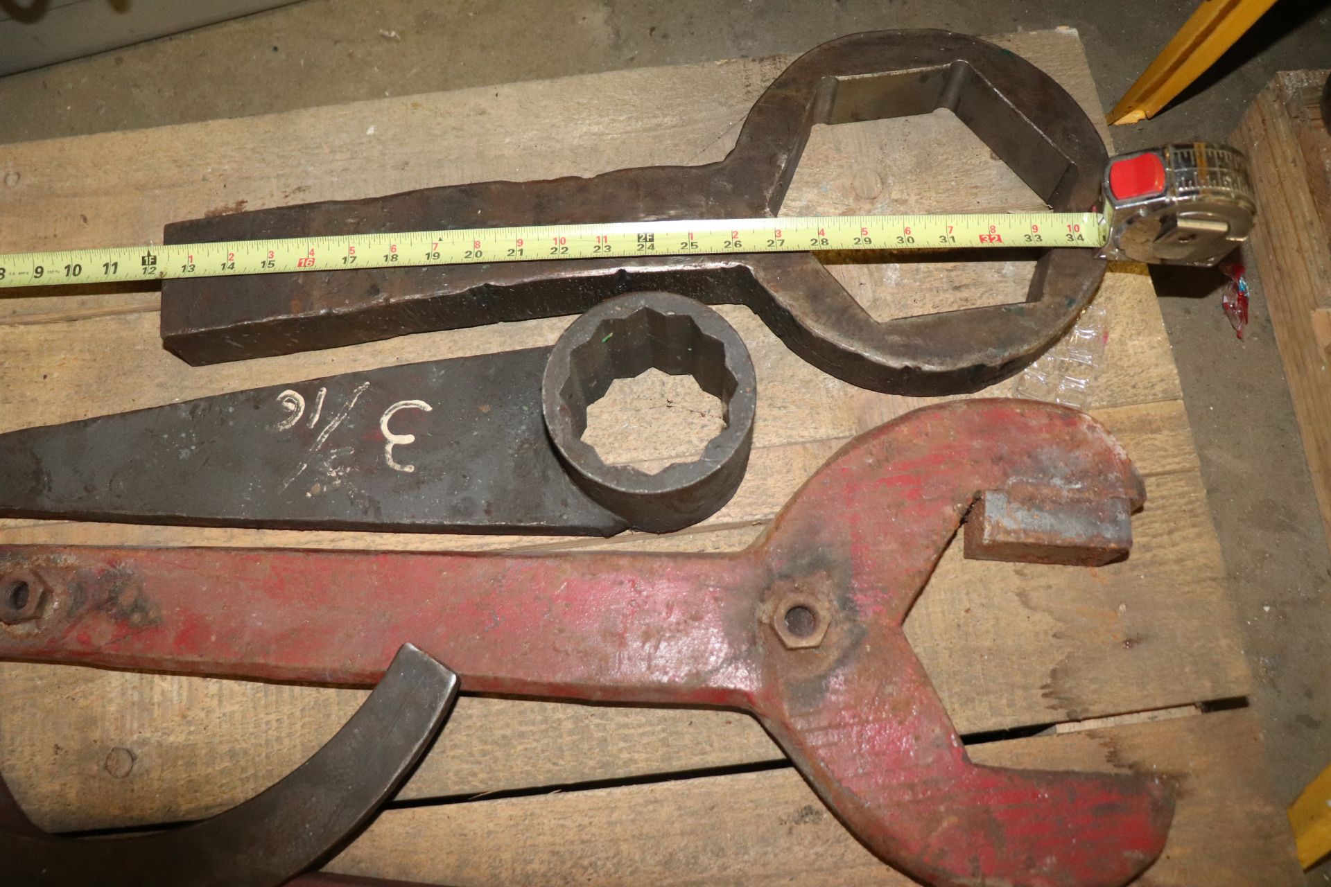 Wrenches - Image 3 of 5