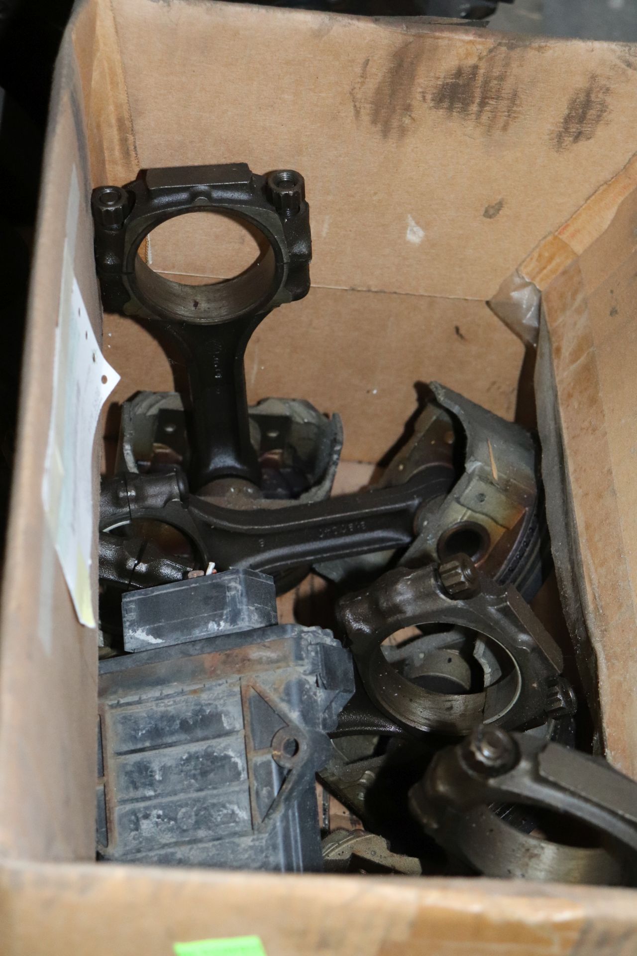 Miscellaneous engine parts - Image 5 of 5