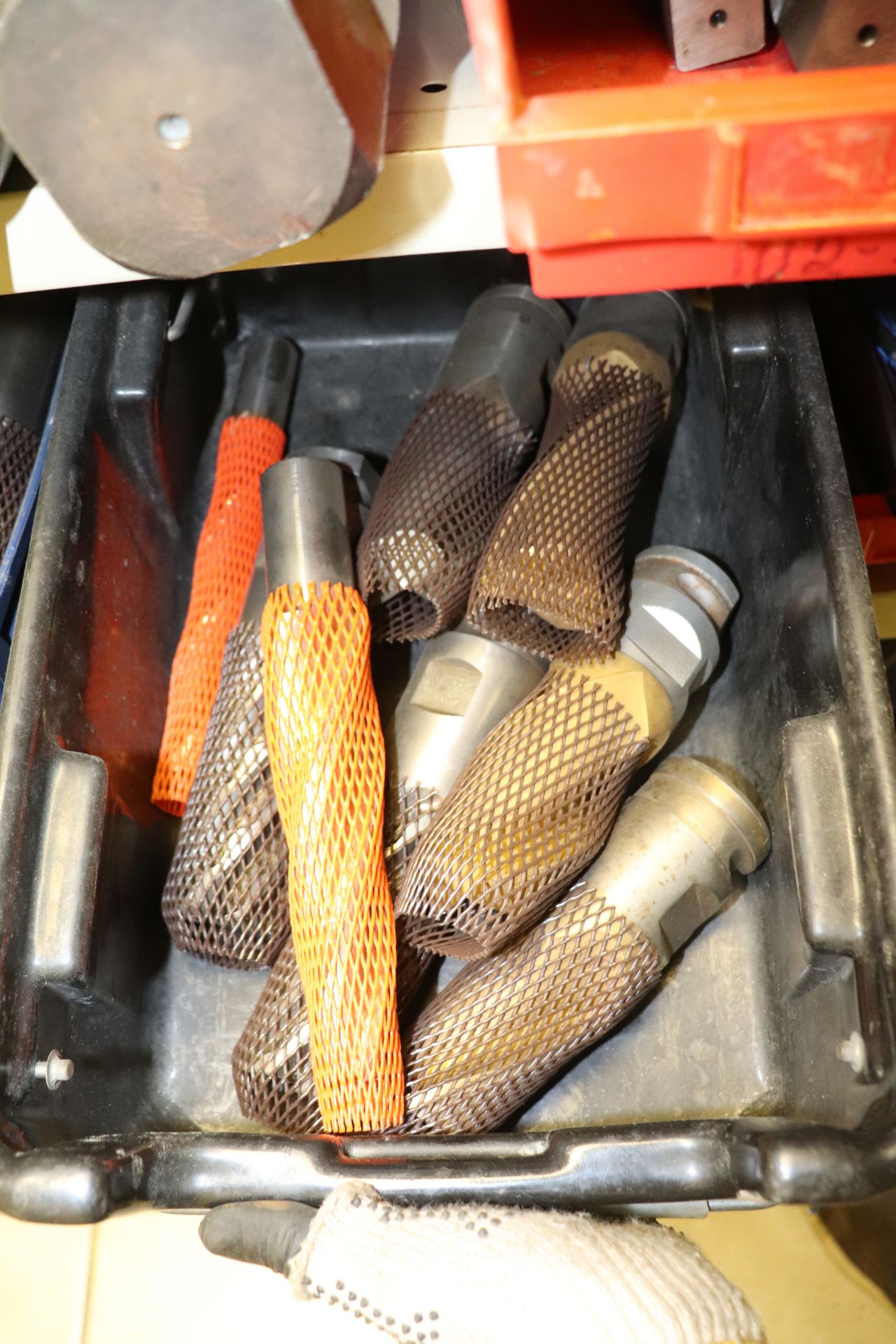 One shelf of end mills and reamers - Image 5 of 6