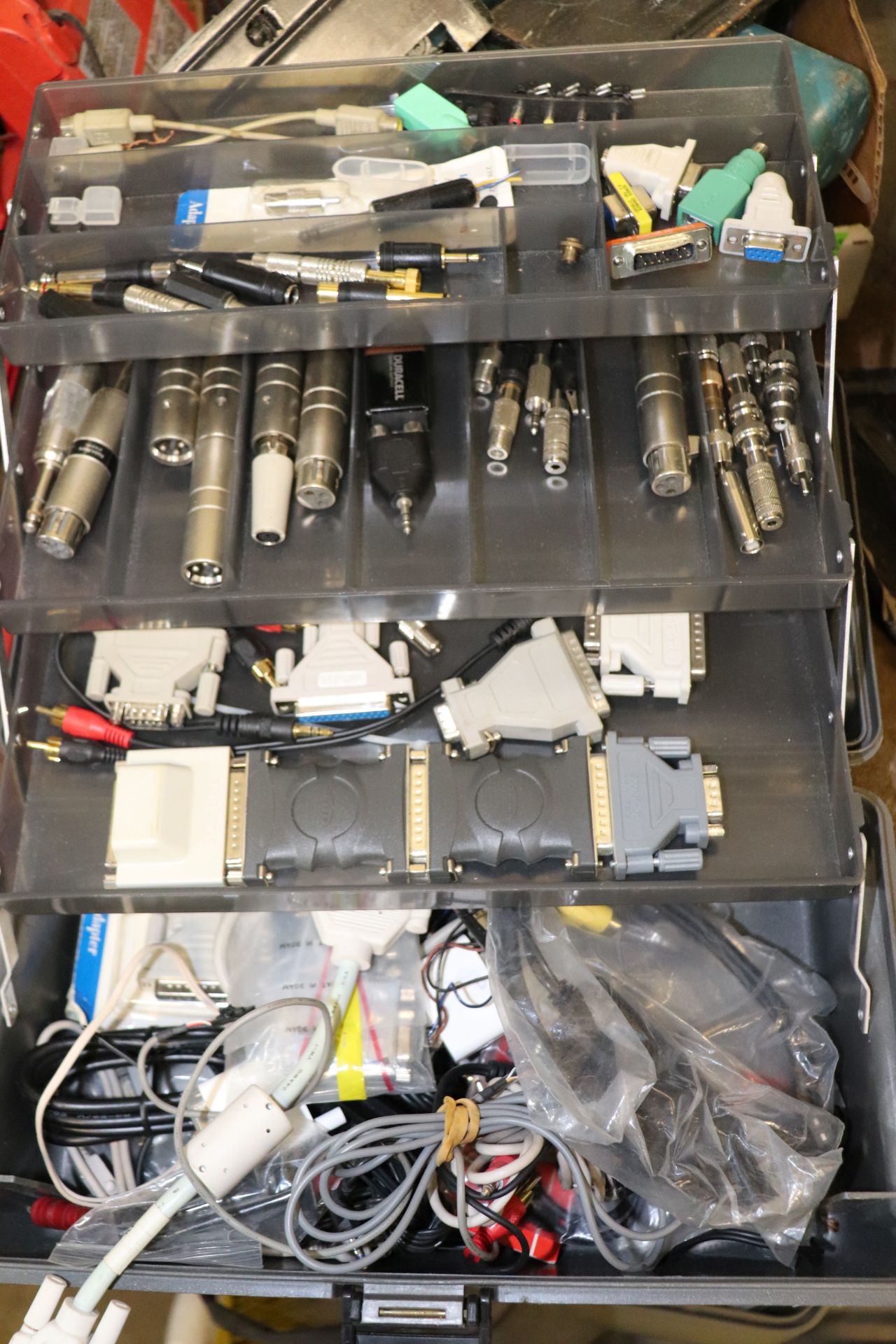 Toolbox with contents of miscellaneous electrical connectors and wire - Image 2 of 2