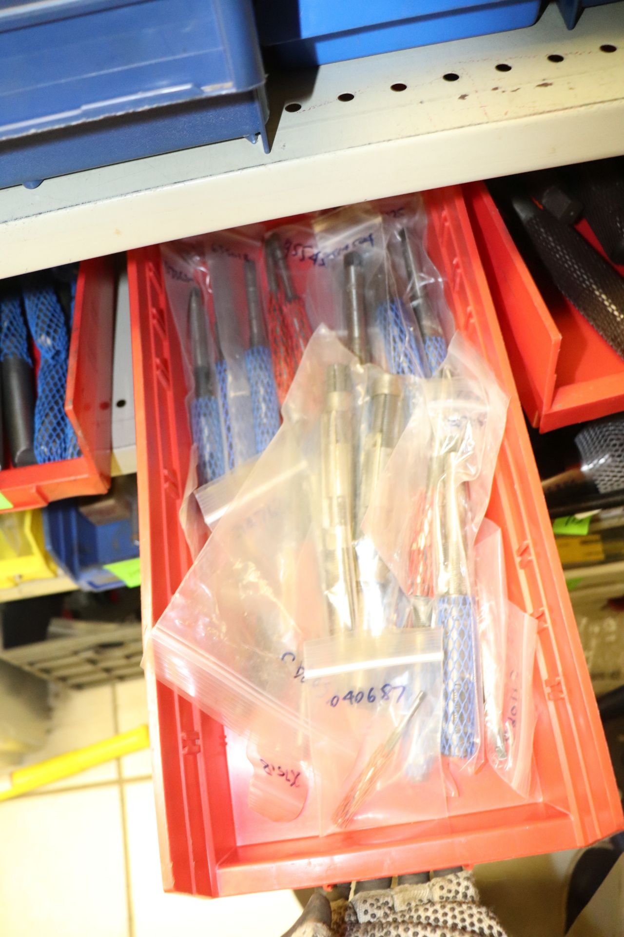 One shelf of end mills and reamers - Image 3 of 6