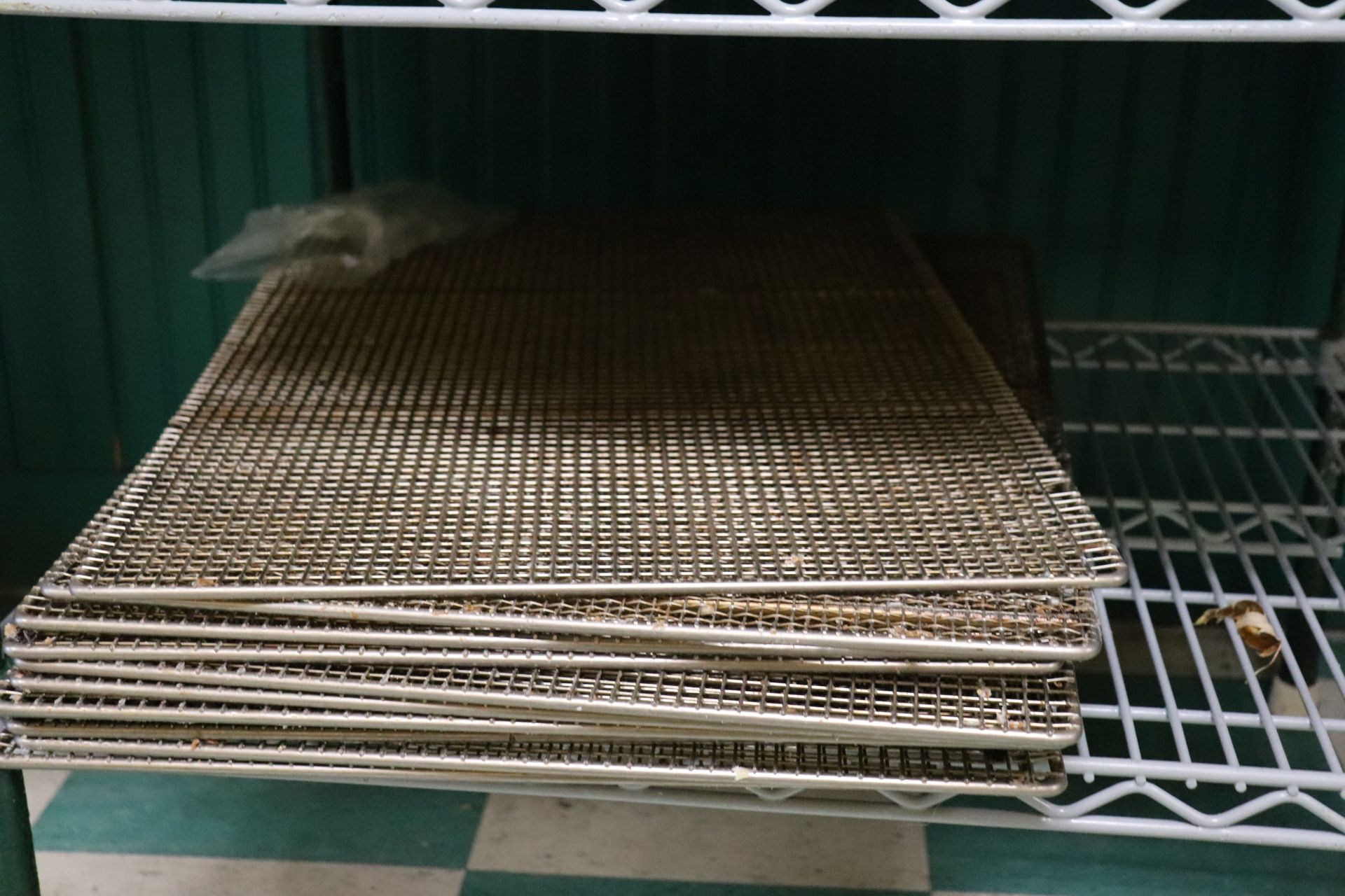 lot of wire trays - Image 3 of 3