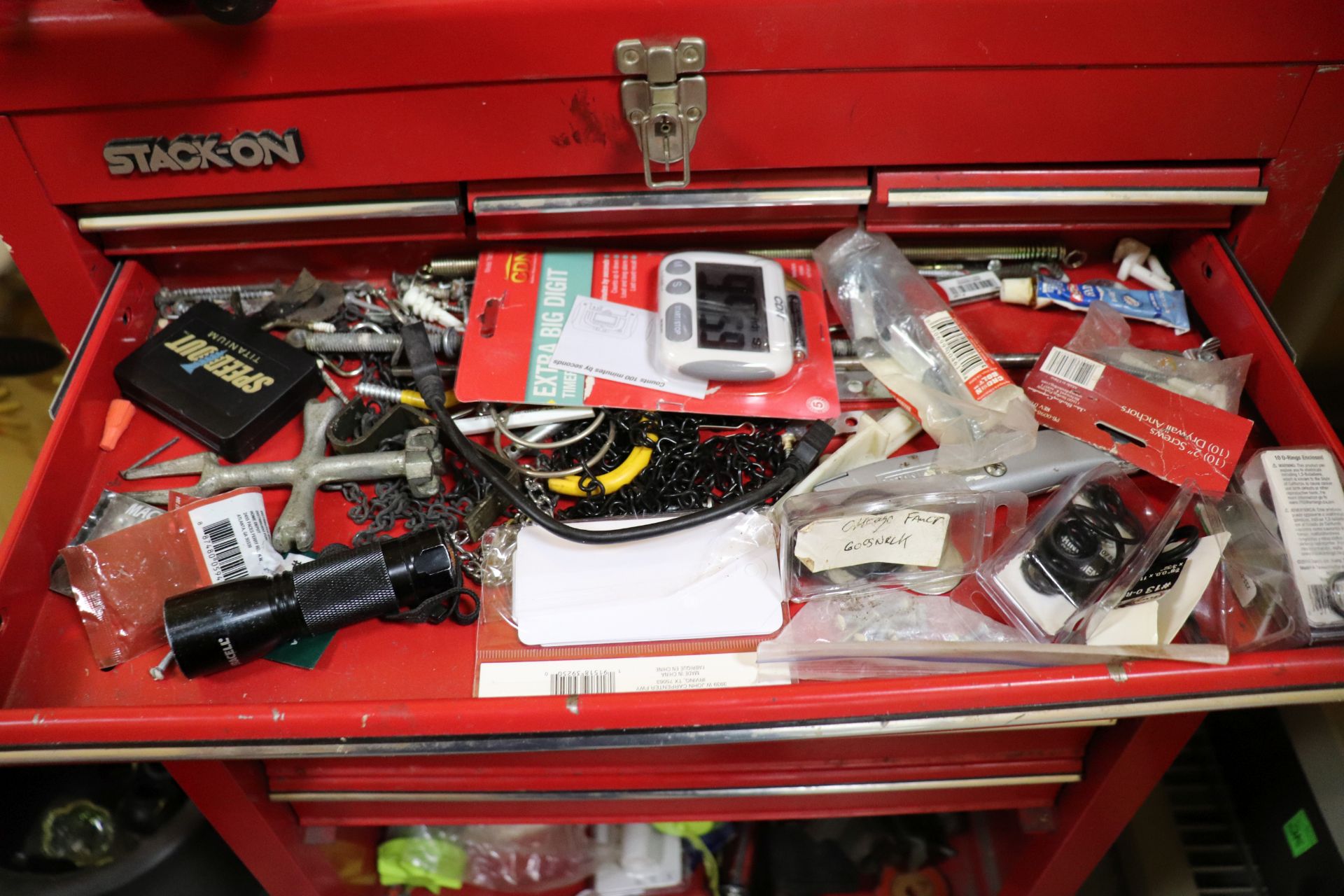 Stacked on tool chest and contents - Image 3 of 8