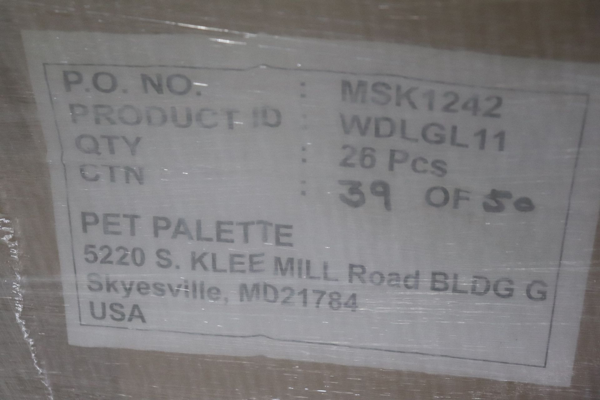 Pallet of Worthy Dog Company metal food and water bowl stands, various sizes, mostly large - Image 3 of 4