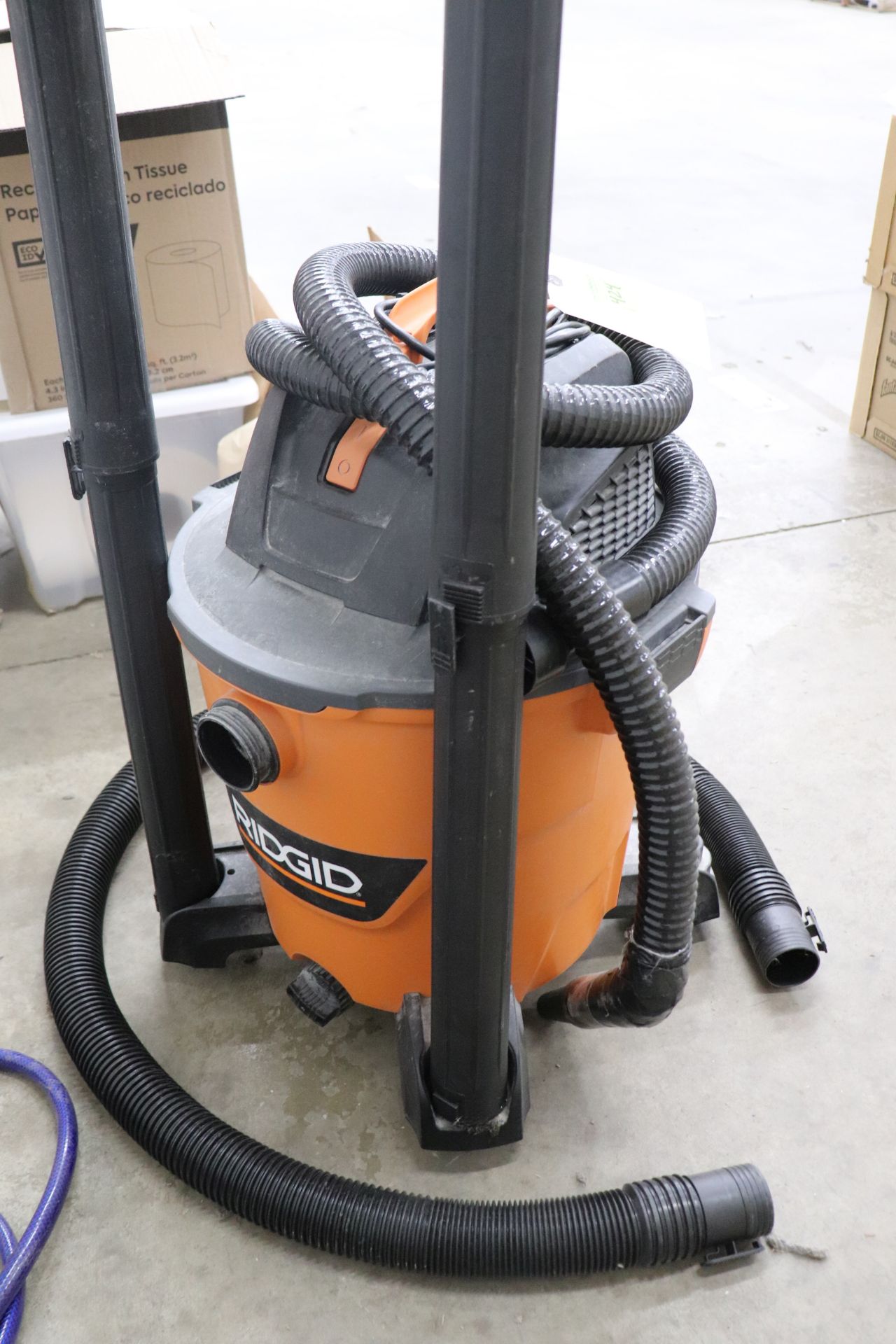 Rigid wet/dry vacuum, model HD12000