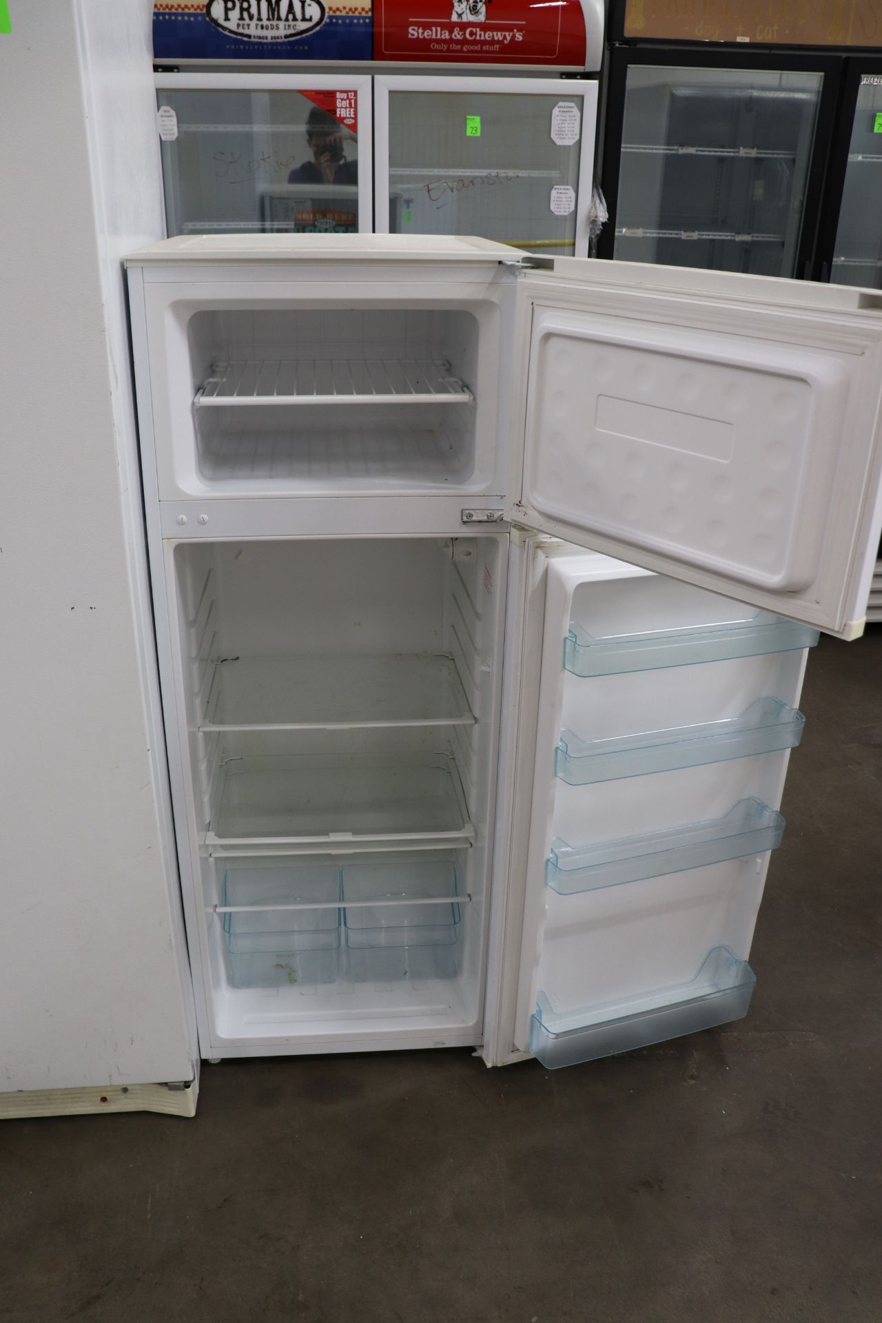 Criterion Combination Freezer/Refrigerator, Model CTMR73A1W, Serial A57779707351581000027 - Image 7 of 7