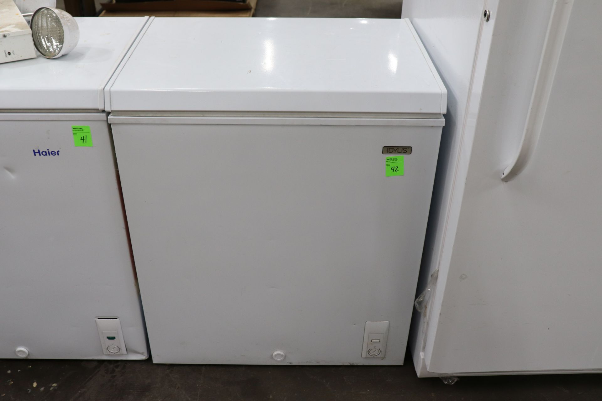 Idylis Household Freezer, 5 cubit foot capacity, 29" x 22" x 33", Model IF50CM23NW, Serial FL950467